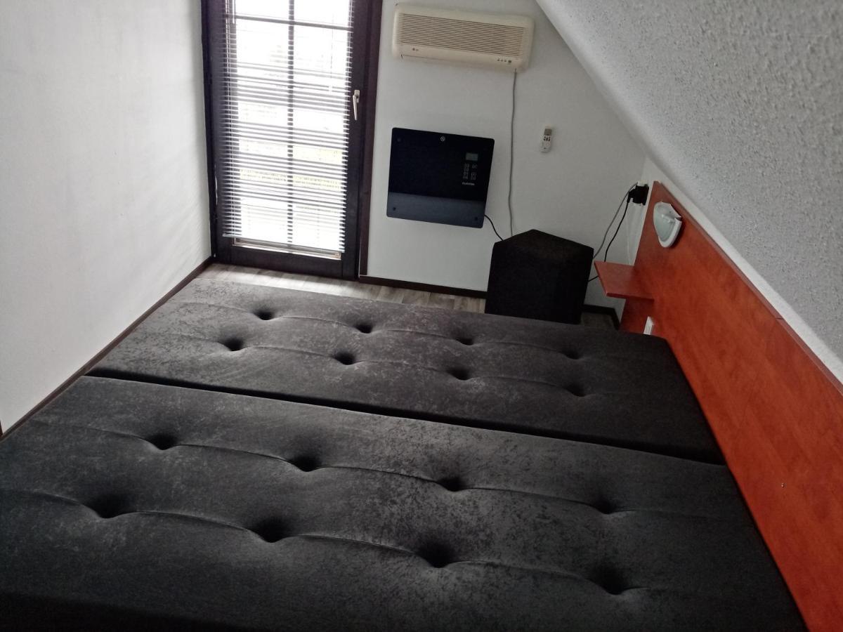 Karesz Nyaralohaz Villa Zalakaros Buitenkant foto