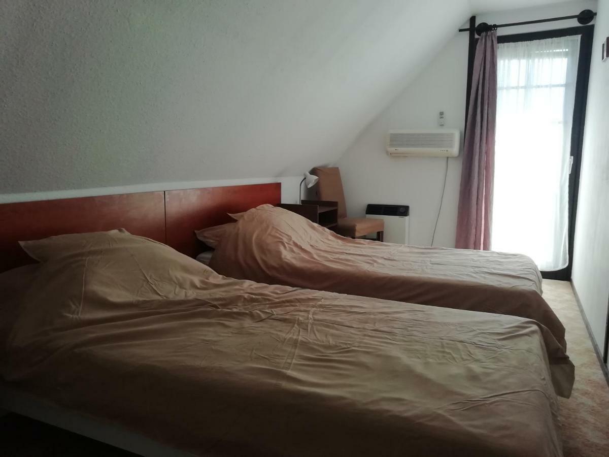 Karesz Nyaralohaz Villa Zalakaros Buitenkant foto